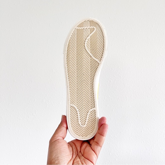 Women’s Nike Blazer Low Platform White Yellow - Picture 7 of 7